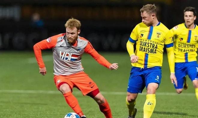 功执行点球 功执行点球